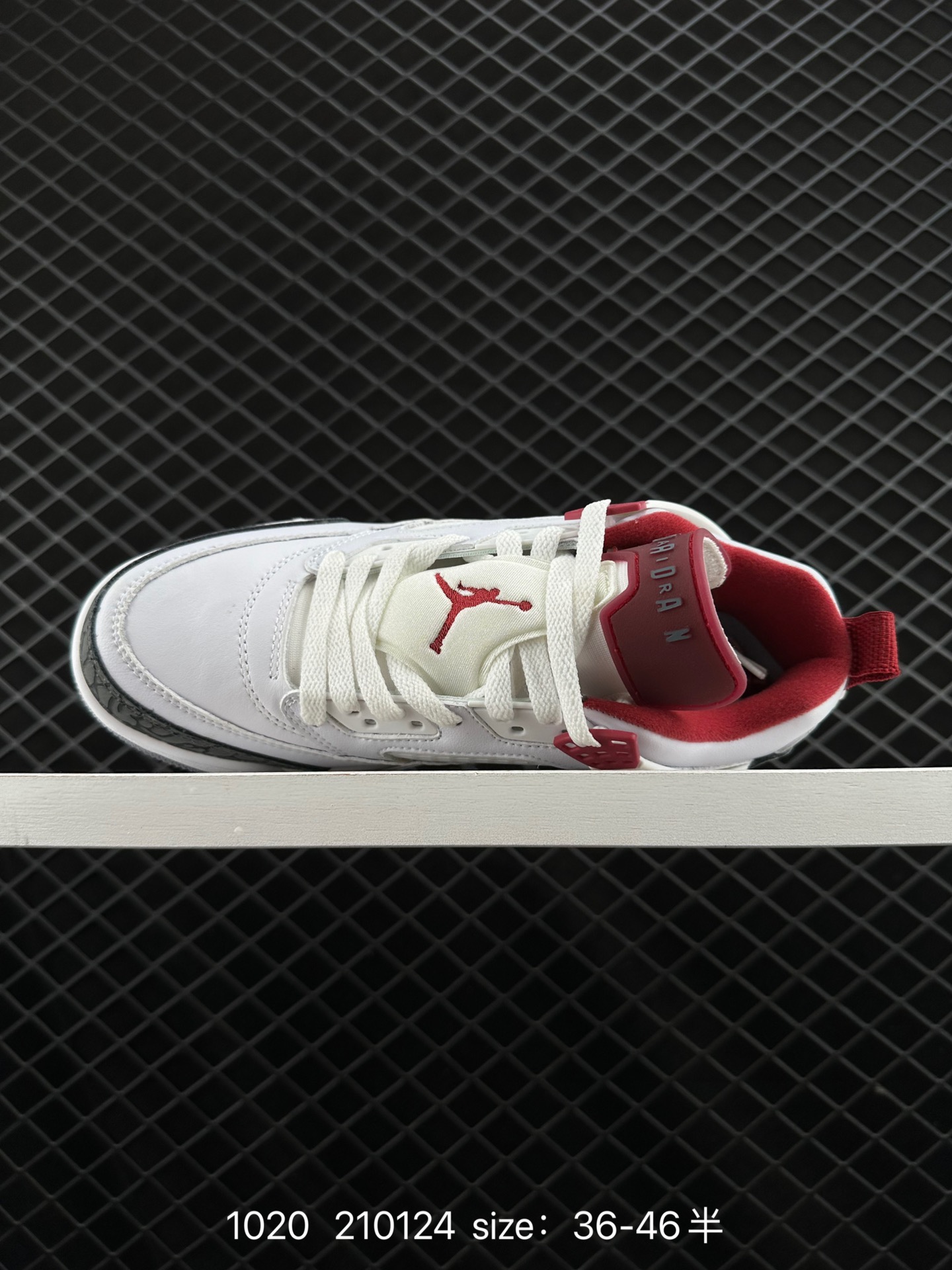 NK Jordan Spizike Low